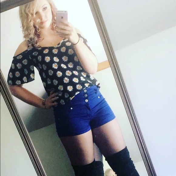 Meet your Posher, Summer - Picture 3 of 3